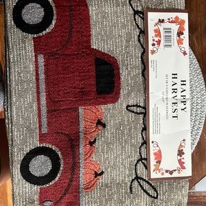 Happy Harvest four set placemats! 🍂